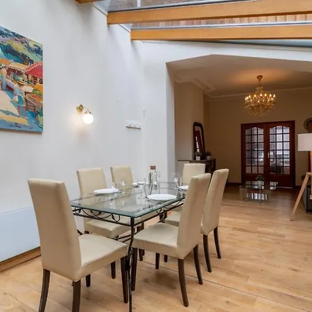 Lille Saint Maurice - Beautiful Terrace Apartment! 7 Min Train Stations